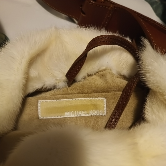 Michael Kors Fox Fur and Leather Bag - Picture 3 of 5